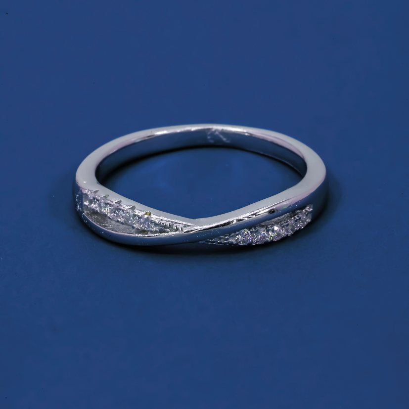 Infinity Twisted Grace 925 Silver Diamond Ring